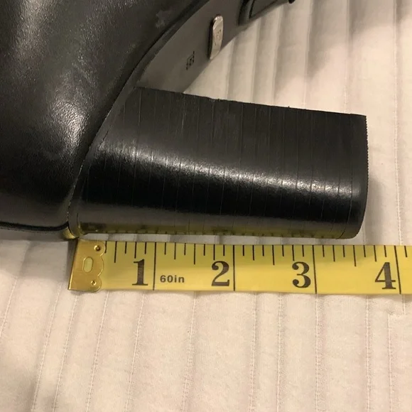 Lauren Ralph Lauren Women’s Black Laletta Leather Bootie Size 7.5B - Picture 14 of 14